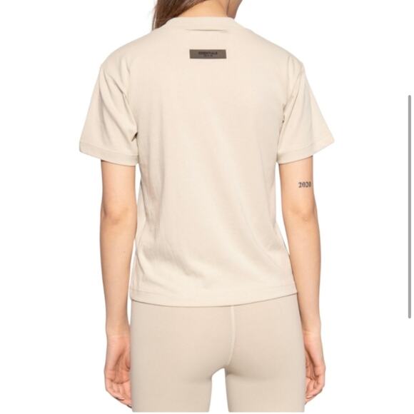 Size M Essentials Fear of God Crop Heavy Jersey Crewneck Beige T-Shirt Women - Picture 2 of 7
